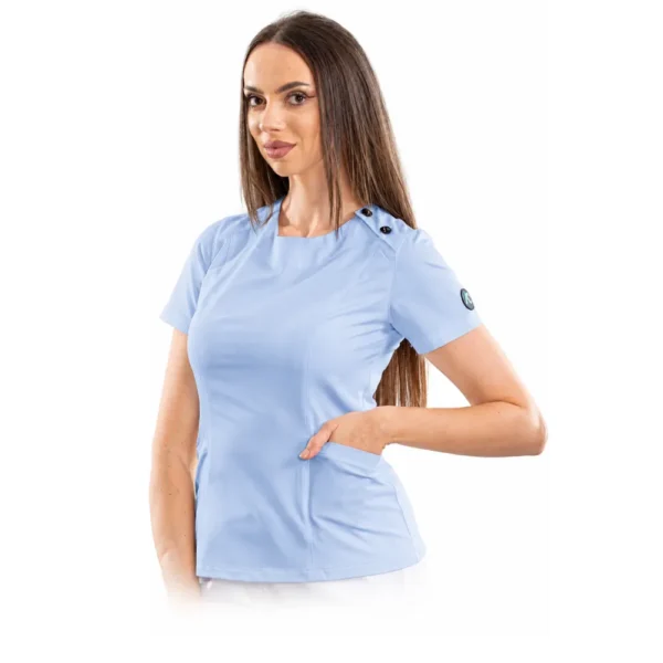 Bluză medicală damă Avant-Garde cu nasturi pe umăr, culoare Baby blue