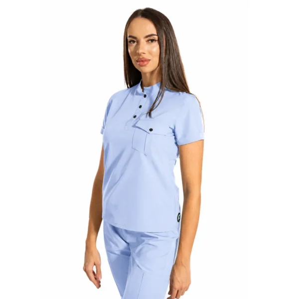 Bluză medicală damă Urban Style cu guler tunică, culoare Baby blue